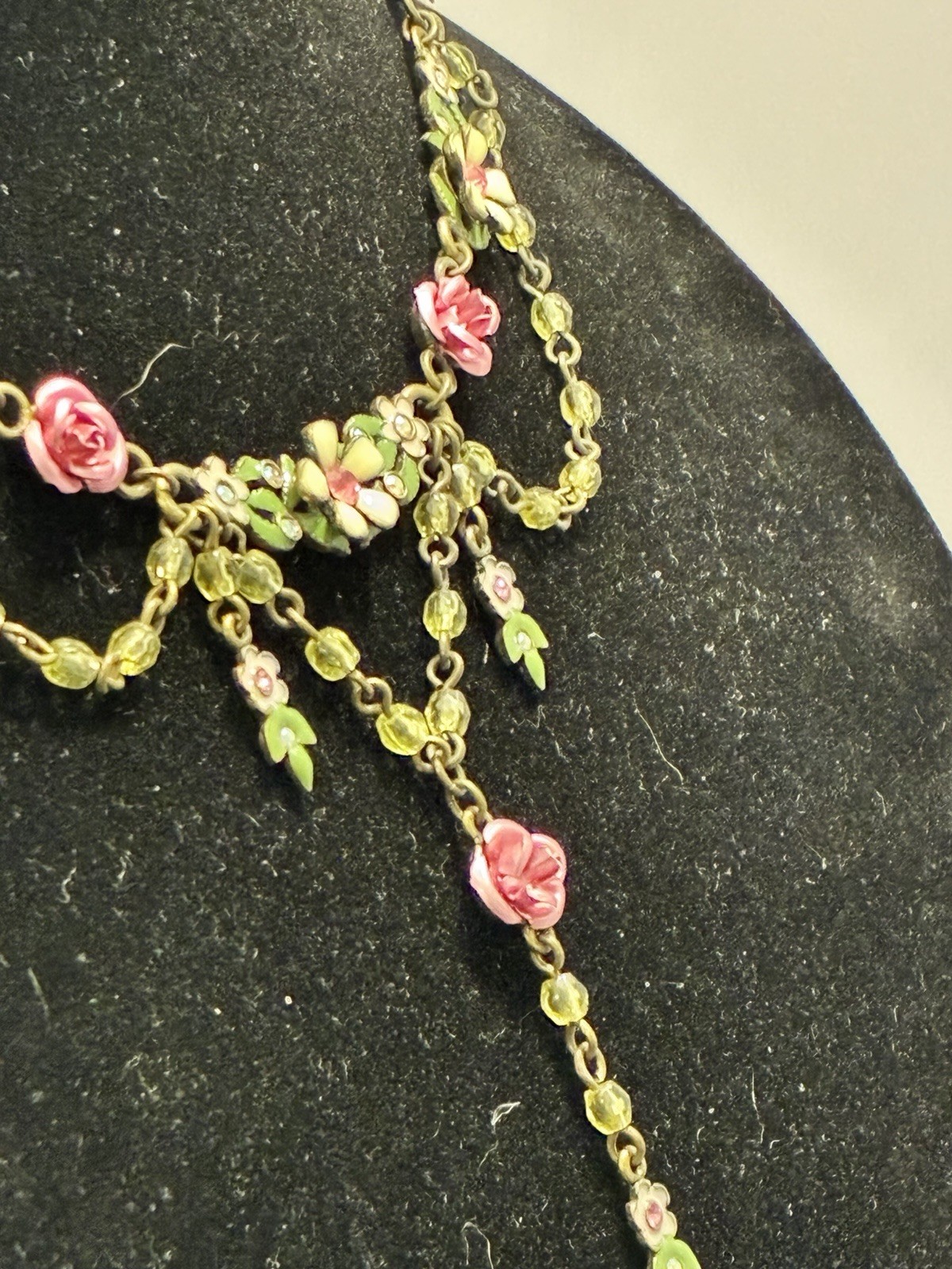 Vintage Avon Fashion Flower 3 Pc Suite Swag Necklace Bracelet Earrings Mint