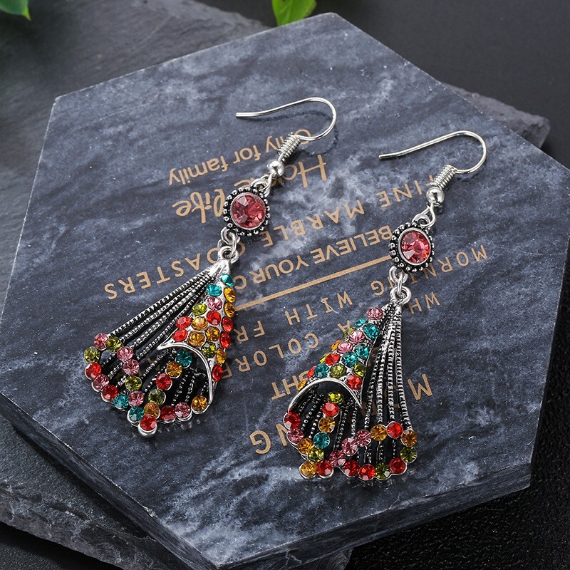 Gorgeous Women Retro Bohemian Earrings Rhinestones Spiral Geometry Style 1495