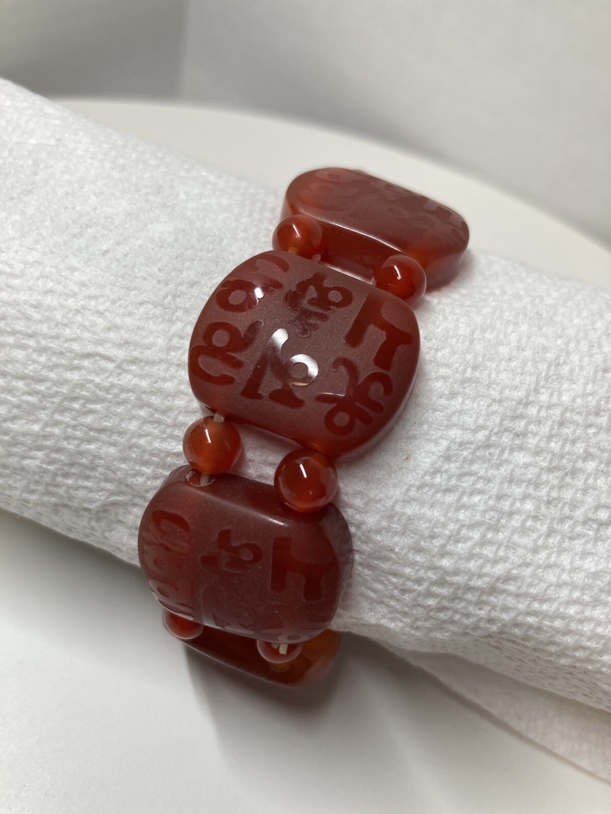 Amber Color Etched Stone Stretch Bracelet Heavy 55g Fashion Jewelry