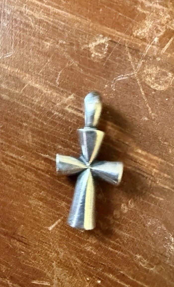 James Avery retired heavy/large St Teresa Sterling Silver Cross Pendant, Signed