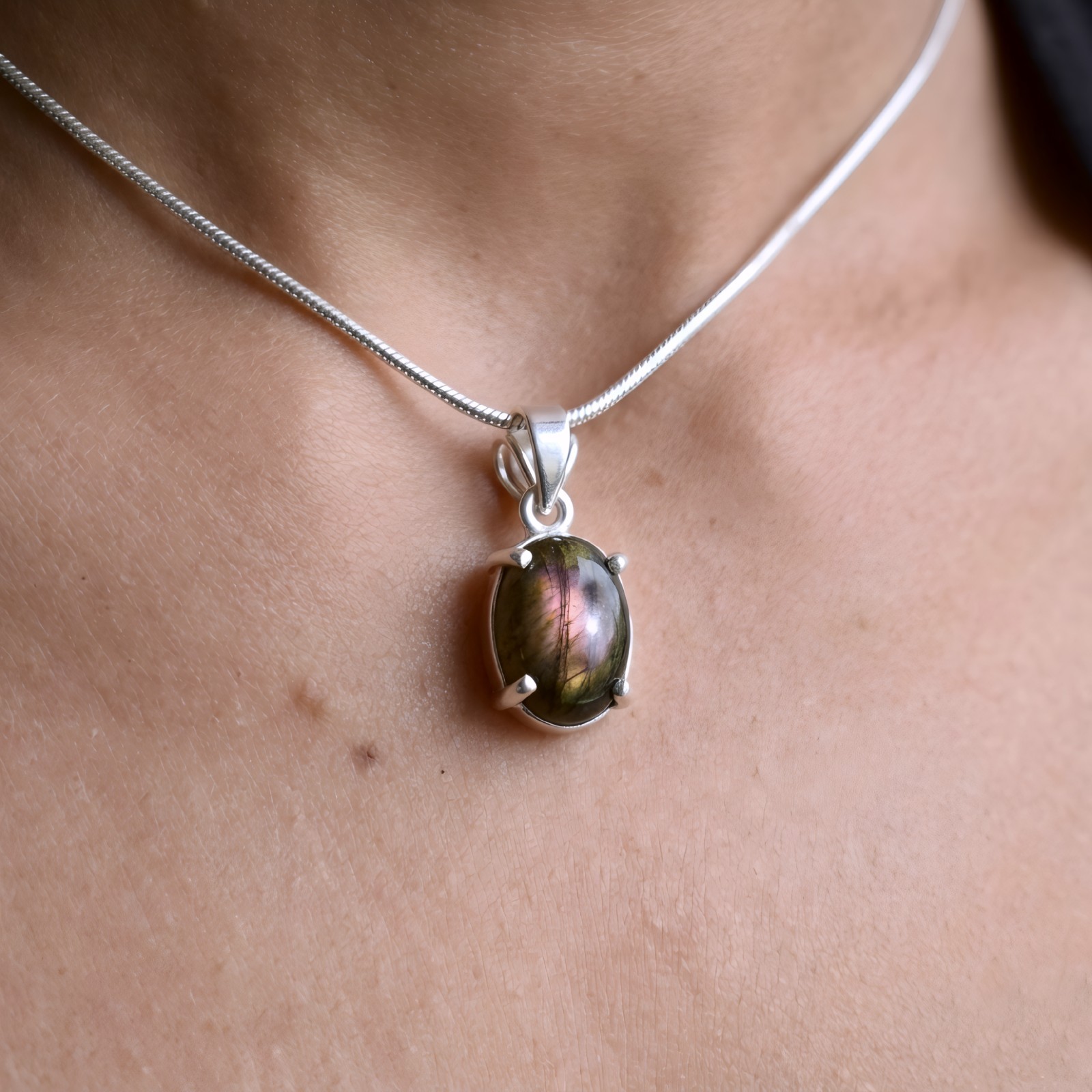 Pink Fire Labradorite Gemstone Pendant Handmade 925 Silver Gift