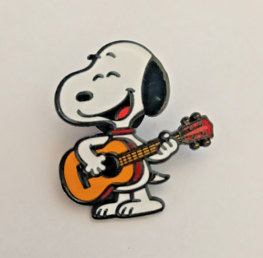SNOOPY-PIN-2 OR MORE PINS SHIPPING IS $5.49-SPEND $20 SHIPPING IS FREE