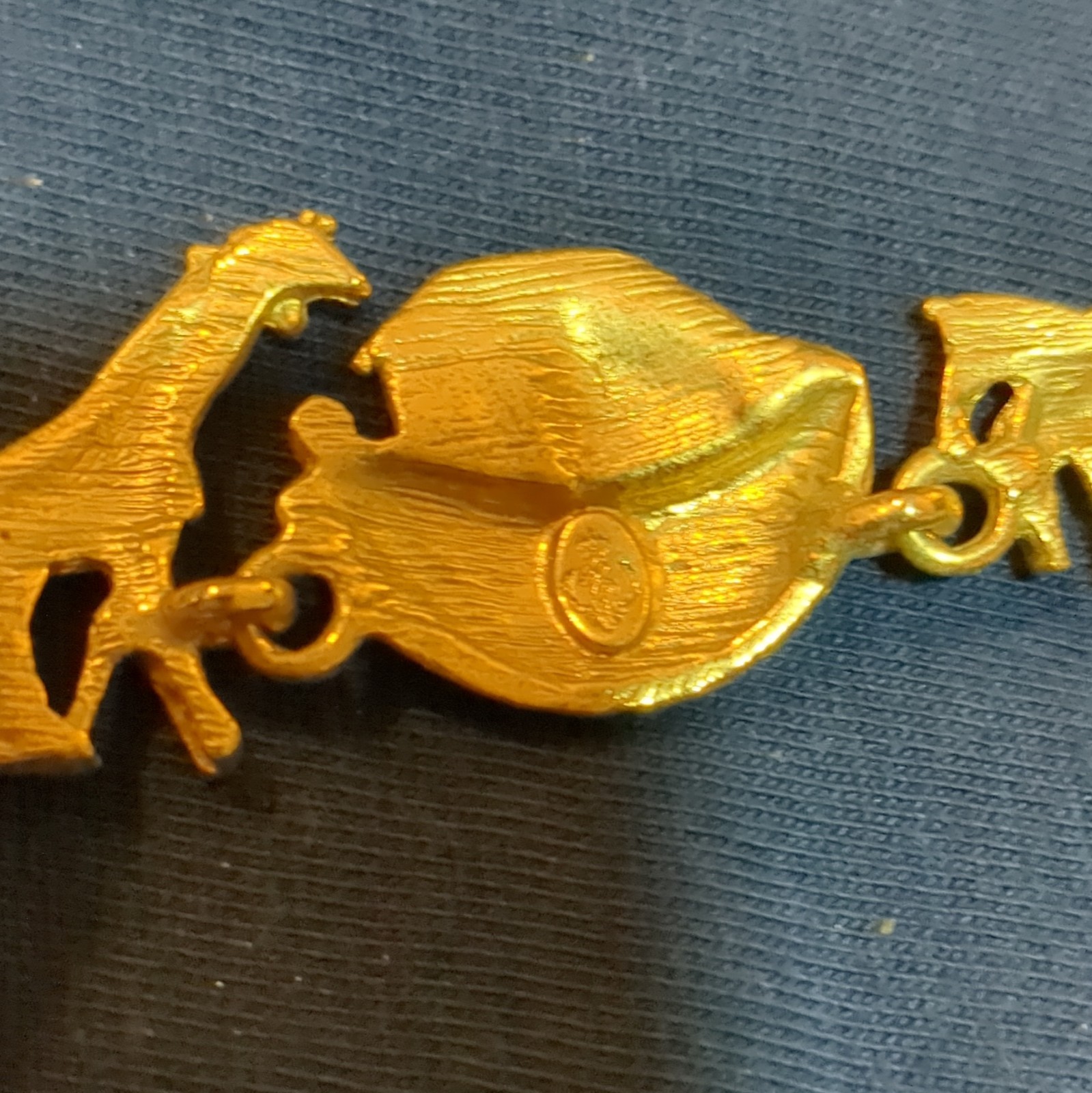 Gold Tone Animal & Insect Charm Link Bracelet with Lobster Clasp, No Stone