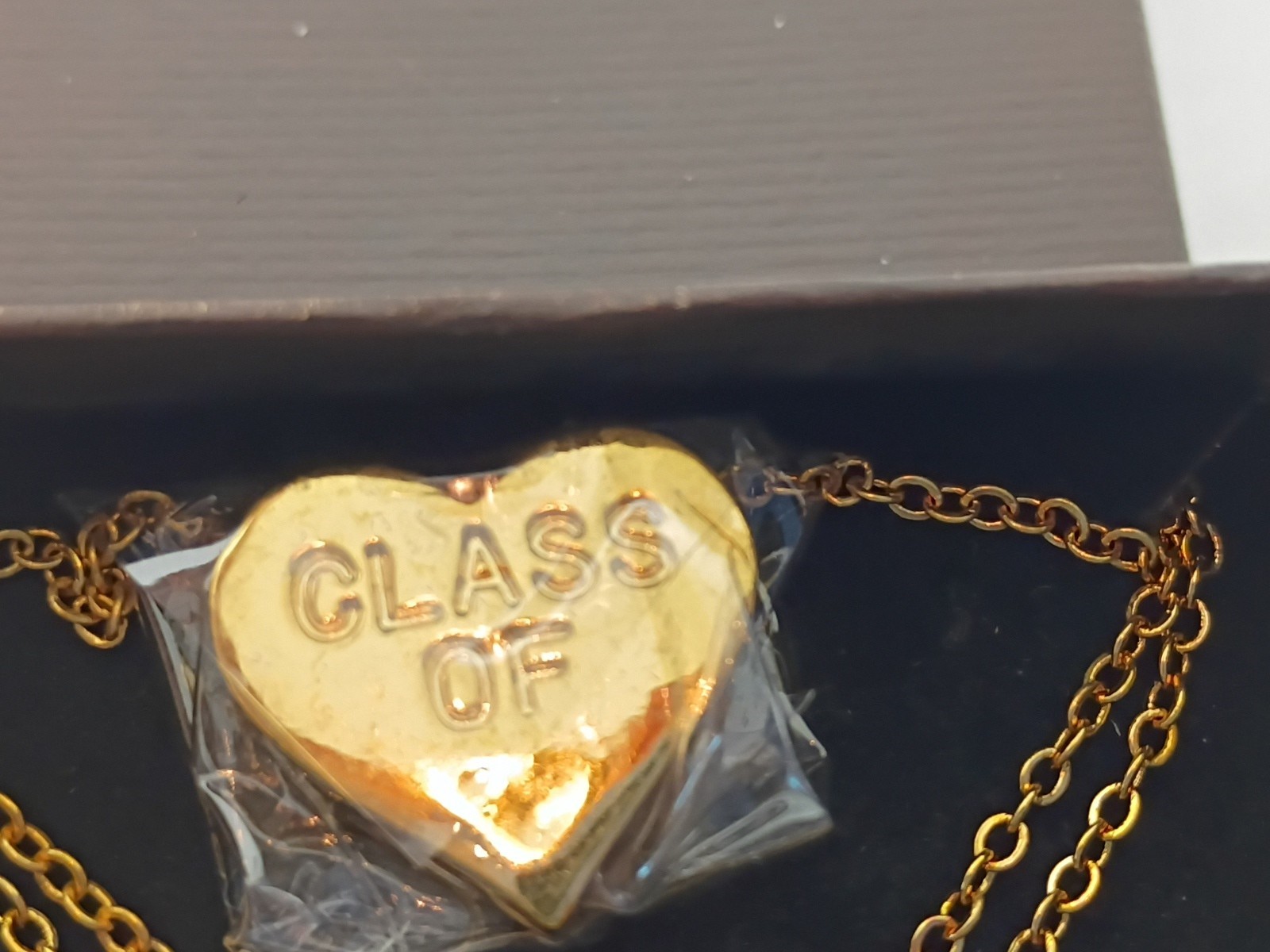 New Jostens Class Of 2009 Heart Necklace With Rhinestones Never Worn 21″