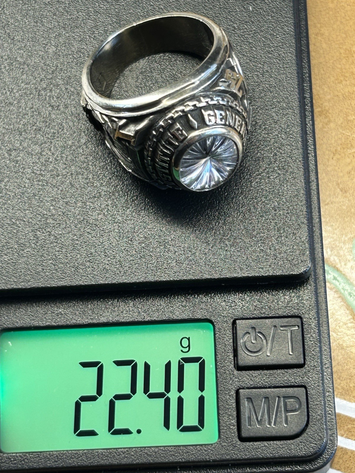 10k White Gold 1975 General Motors Institute Class Ring 22.4 Grams Size 9.5