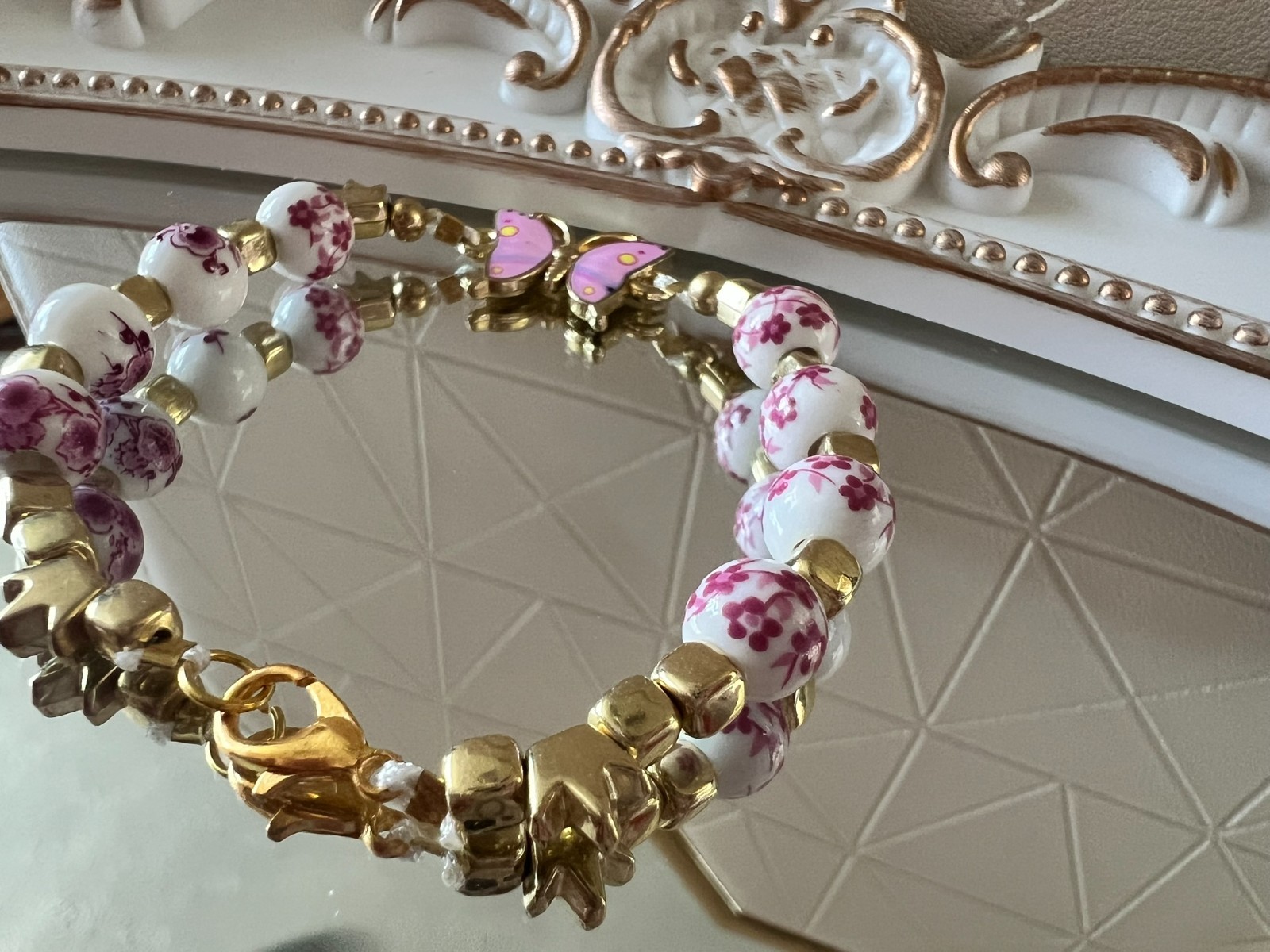 Pink butterfly with gold plated acrylic bracelet White stone & beautiful flowers