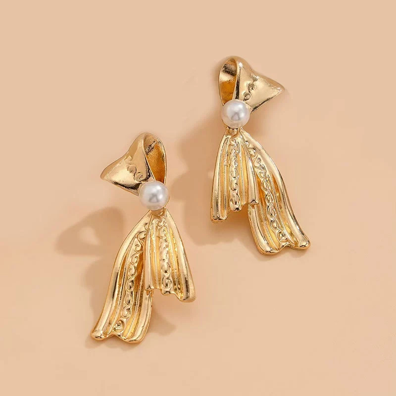 Fashion Gilding Alloy Bow Imitation Pearl Dangle Stud Earrings