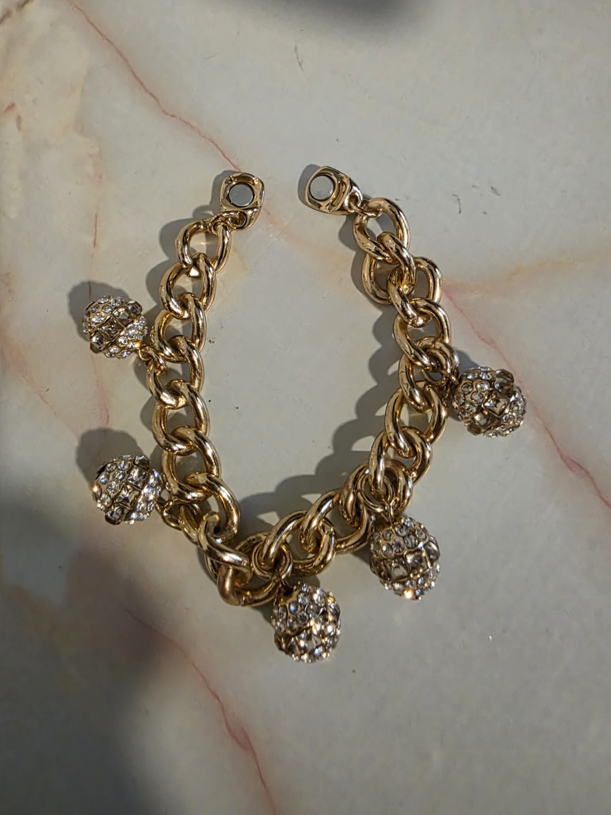 CHICO’S Gold Tone Curb Link Charm Bracelet Crystal Dangles Lobster Signed