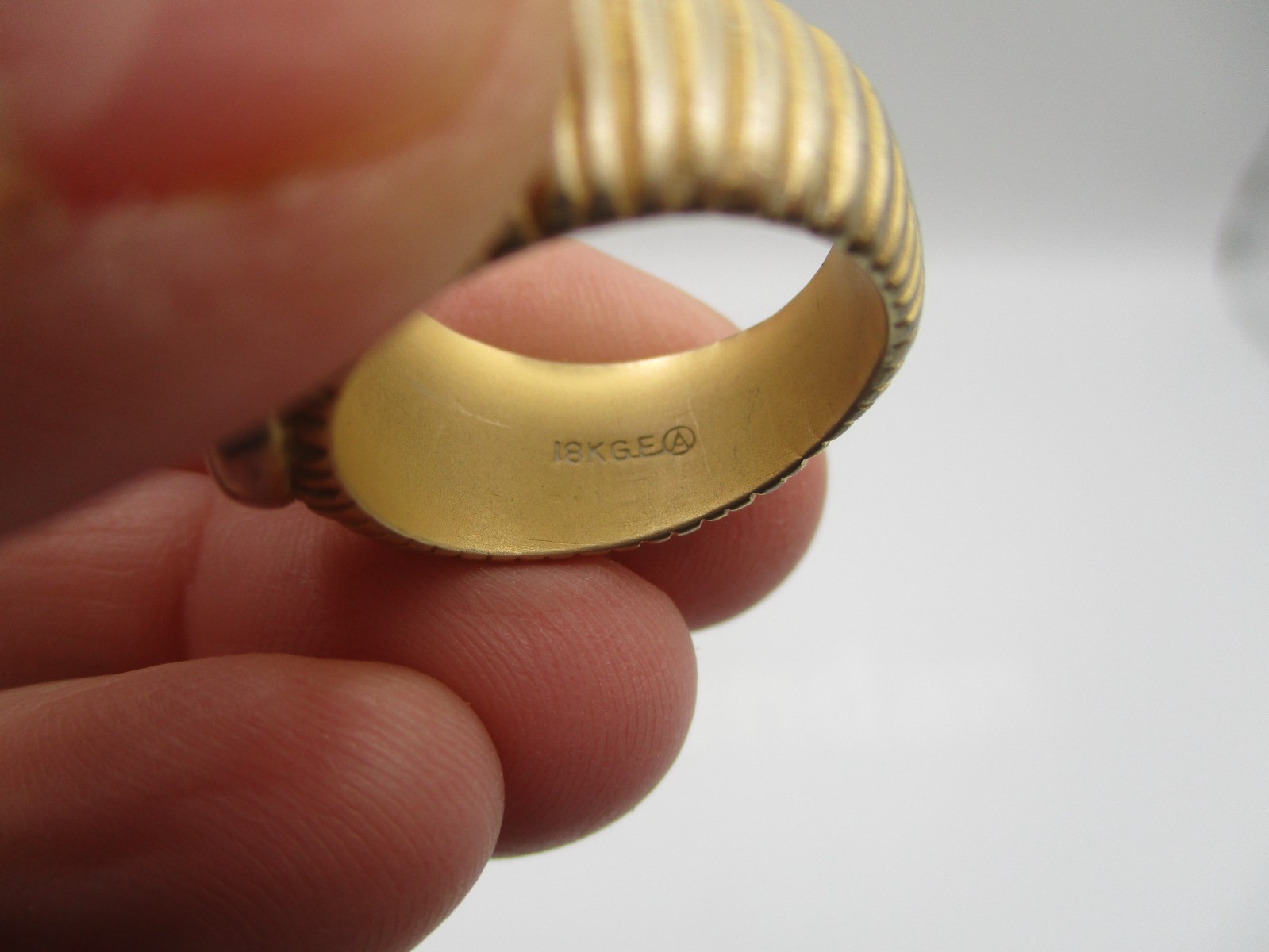 18k GOLD ELECTROPLATE ROMAN COIN SIGNET RING ~ SIZE 6 3/4