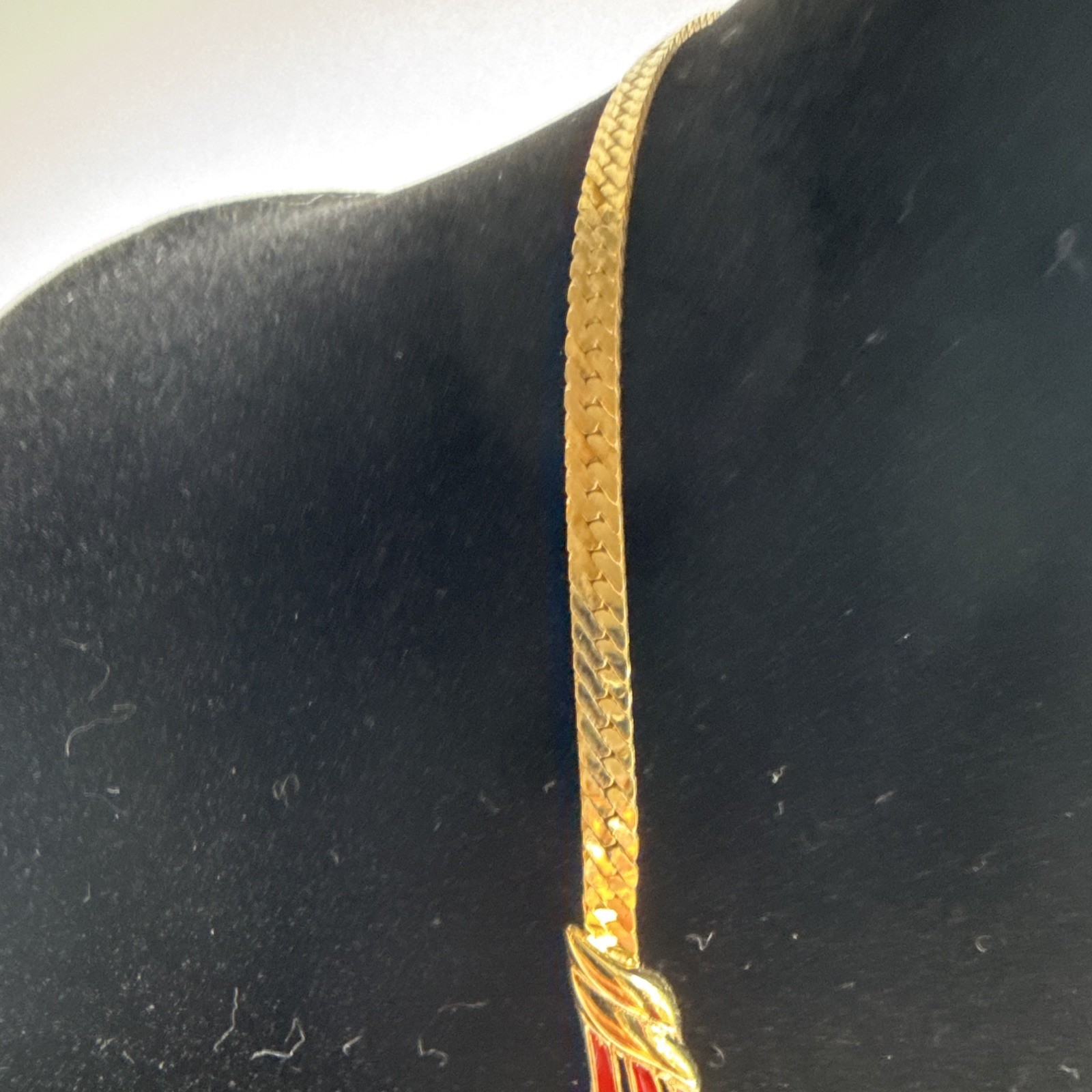 Vintage Crown Trifari Gold Tone & Red Enamel 14” Necklace