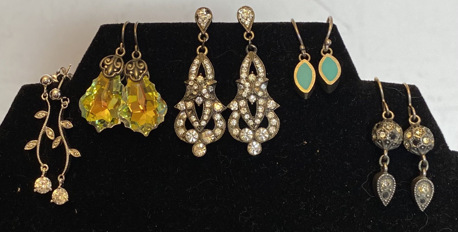 LOT Designer Costume Jewelry Earrings 8 Pair Swarovski Crystal Gems Dangly Drops