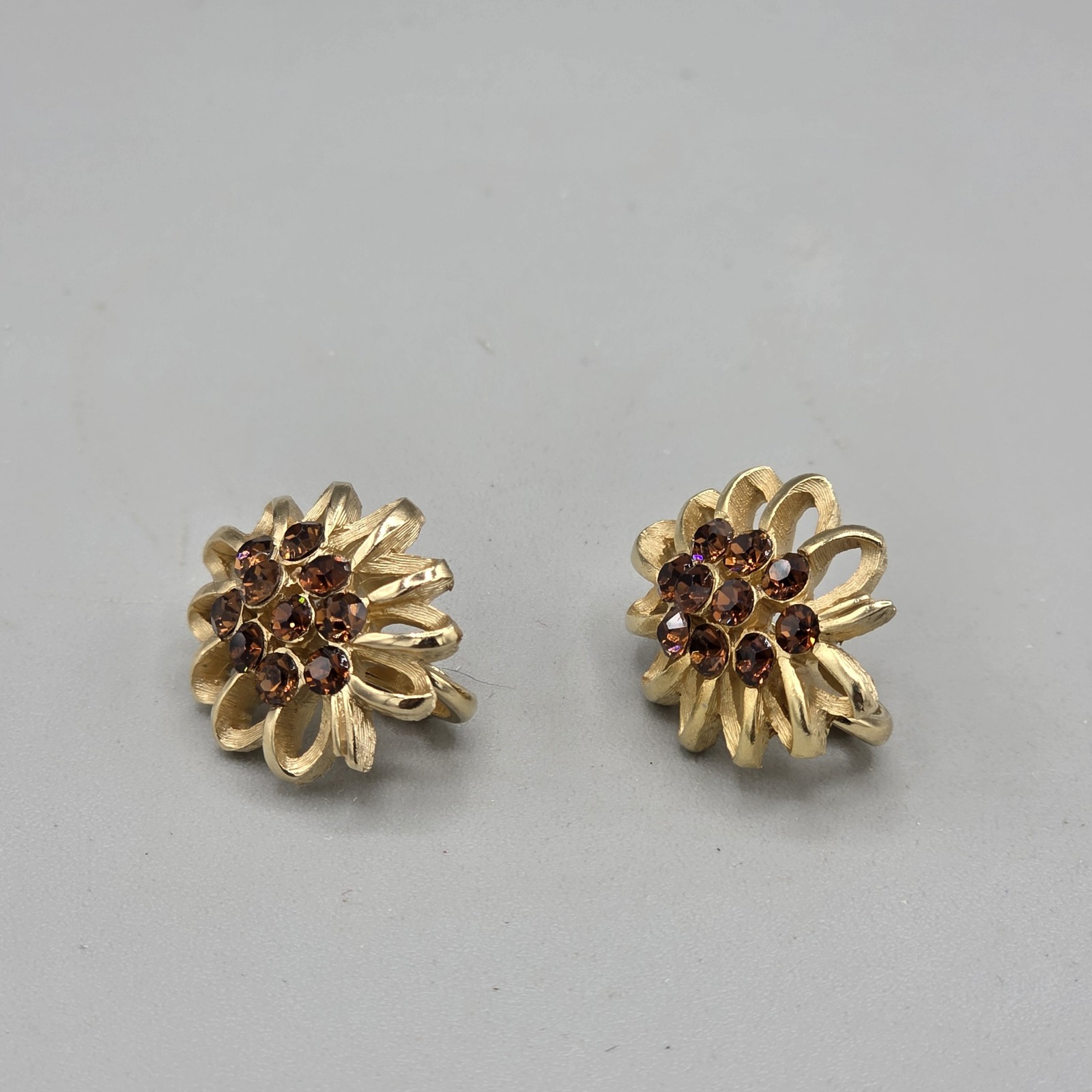 Vintage Trifari Gold Tone Floral Clip On Earrings with Brown Rhinestones