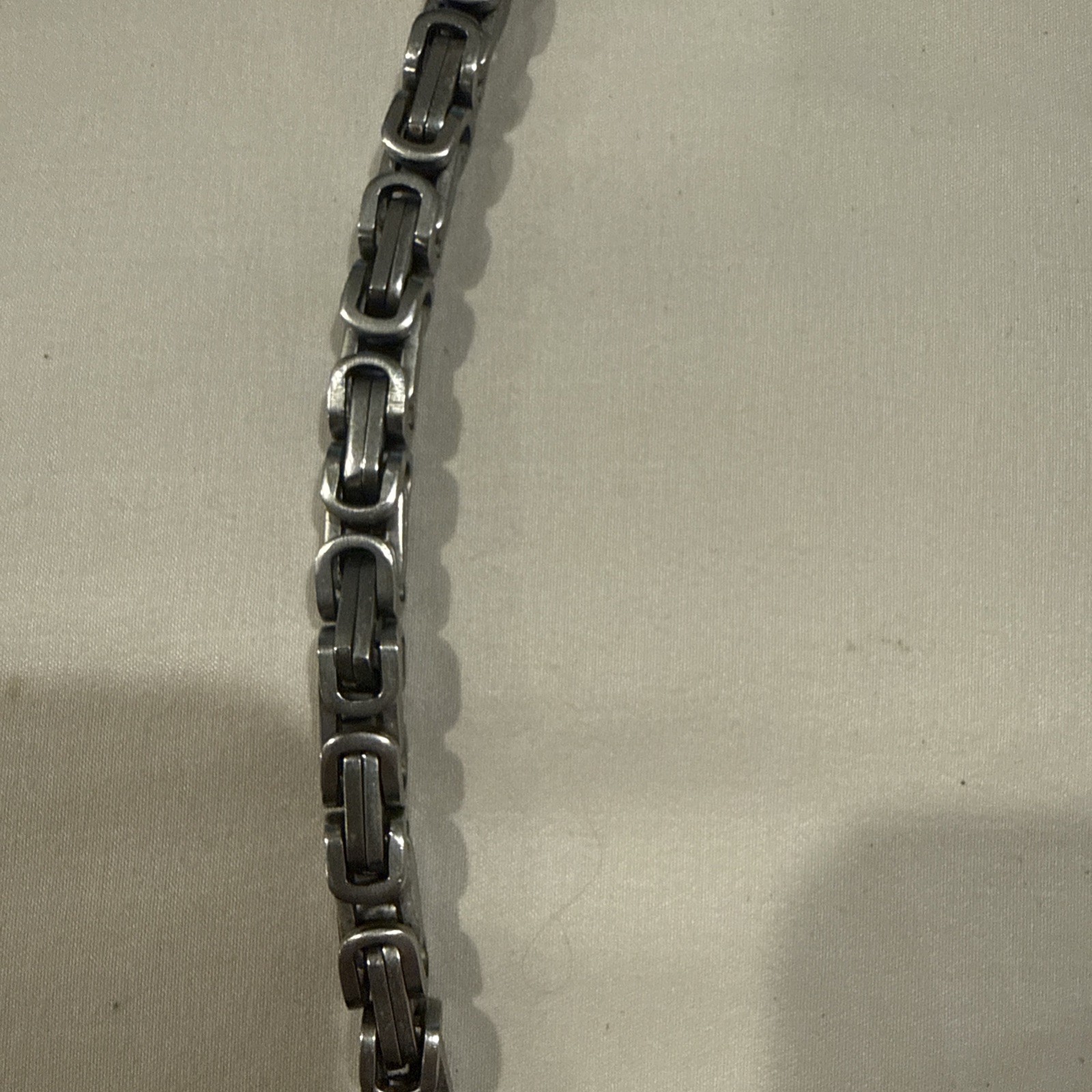 20 INCH LENGH STAINLESS STEEL SILVER BYZANTINE TURKISH BOX NECKLACE