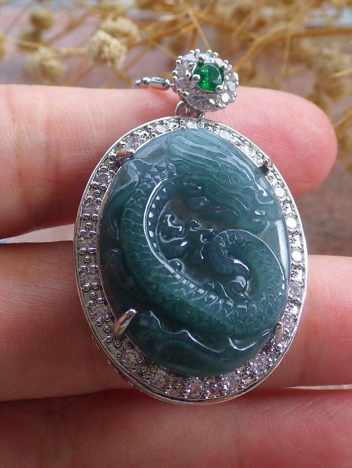 1Pcs Icy Green Burma 100% Natural A Jade jadeite Pendant Dragon Necklace 680352