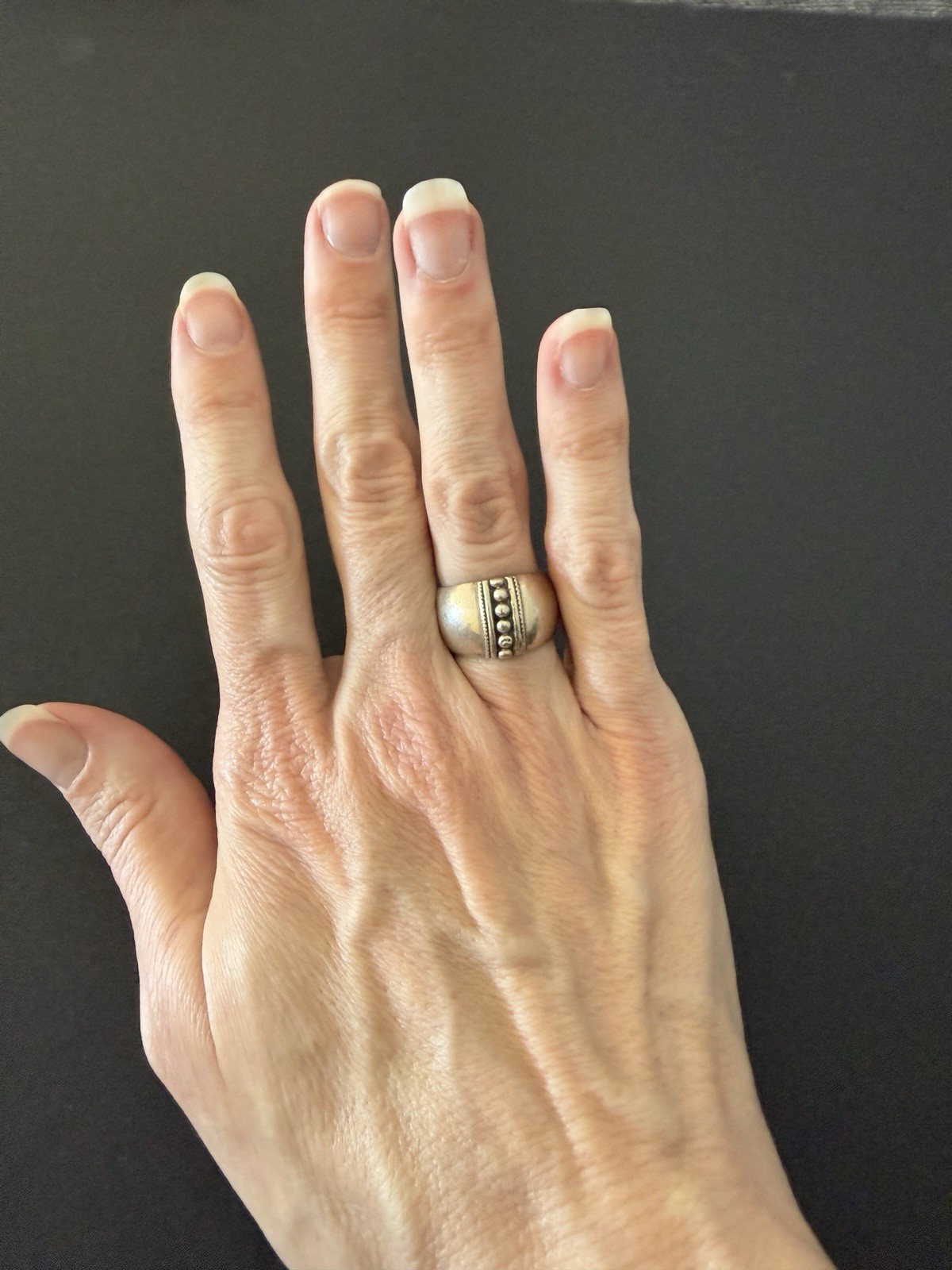 Silver Tone Dome Band Ring Size 7.5, Beaded Center Stripe, No Stone, Metal