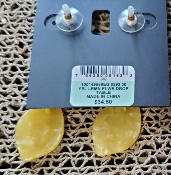 INC INTERNATIONAL FLOWER & LEMON GOLD TONE MIXED STONE STATEMENT EARRINGS J3