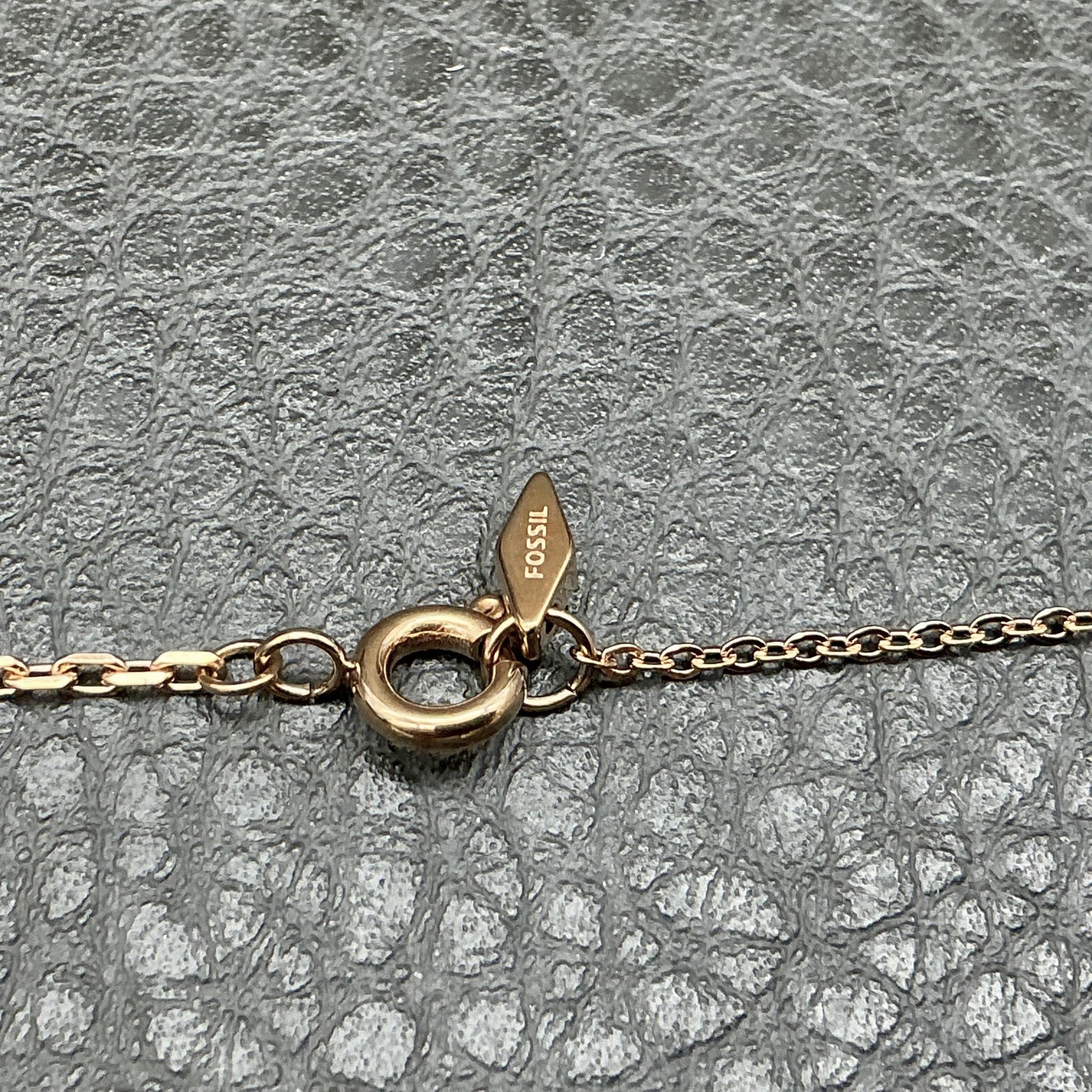 Fossil Necklace Gold Tone Crystal Chevron Triangle Pendant 17 In Womens Jewelry