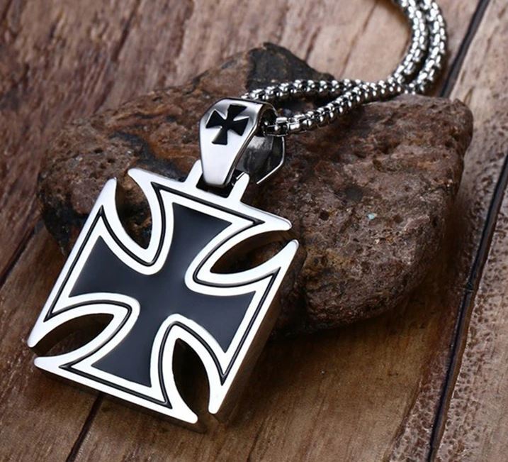 New MALTESE CROSS IRON CROSS BLACK Knight Enamel PENDANT NECKLACE Metal