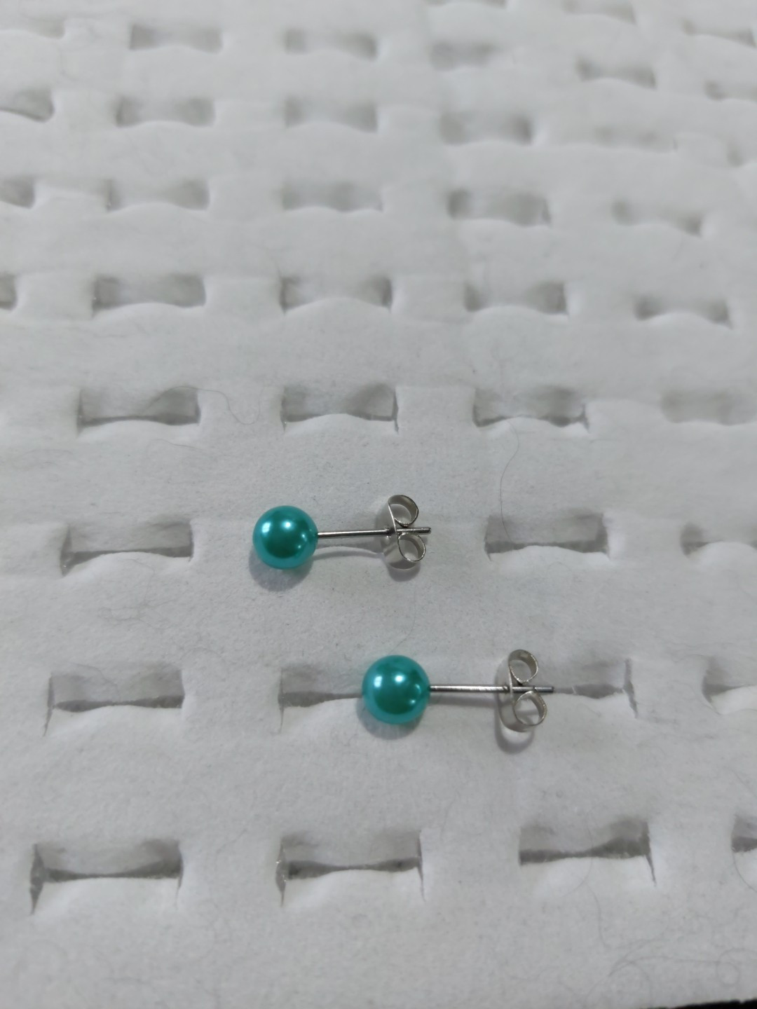 Blue/green Ball Stud Earrings 5mm (D84) New