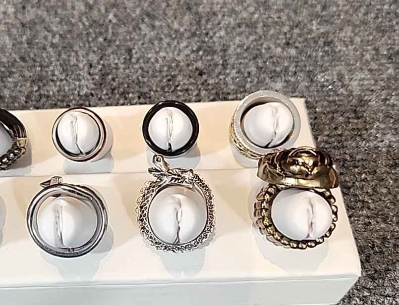 Jewelry 12 Rings Gothic Theme Adjusts Sized Stretch Lot #188 See Description