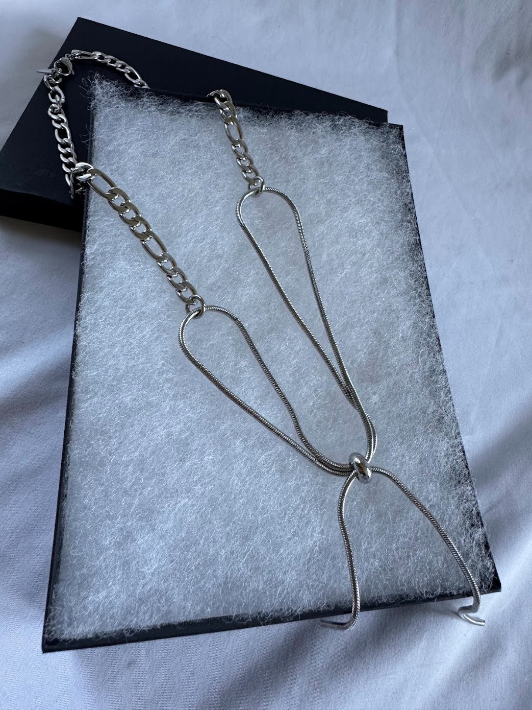 Stainless Steel Asymmetrical Bow Pendant Figaro Link Chain Statement Necklace