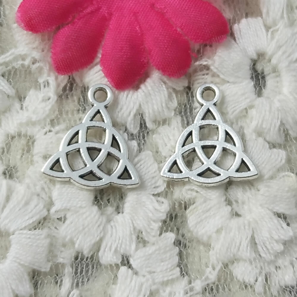 Free Ship 84 Pcs Antique Silver Trigon Flower Charms Pendant 16X15MM H-5202