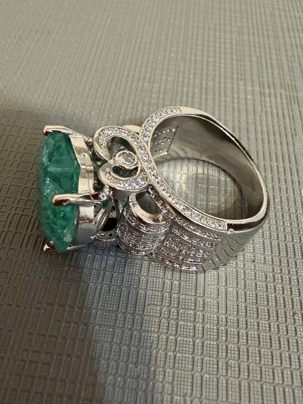 925 Silver Heart Paraiba Tourmaline Ring Size 8 Cocktail