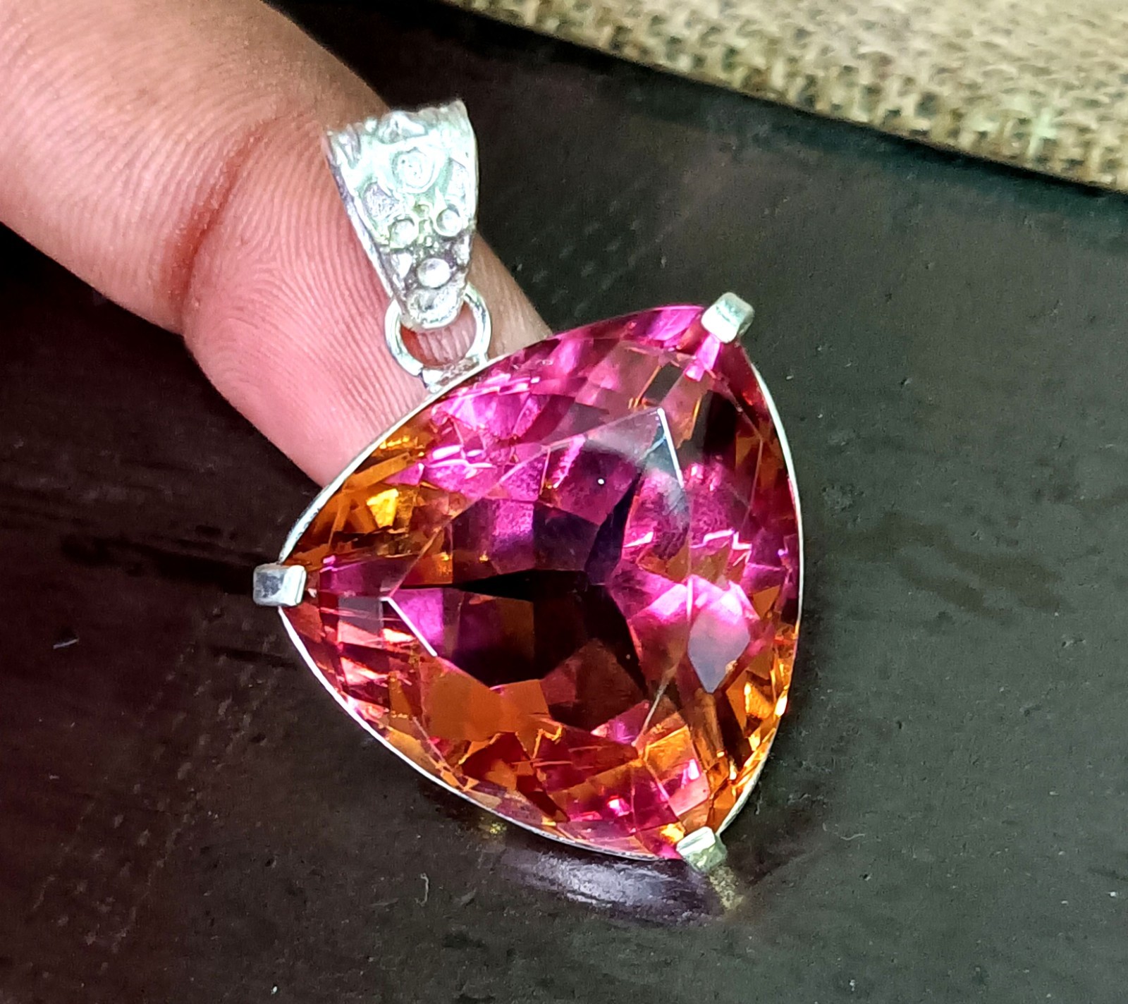84 Ct Natural 7 Color Zultanite Pendant 925 Silver Loose Certified Gemstone