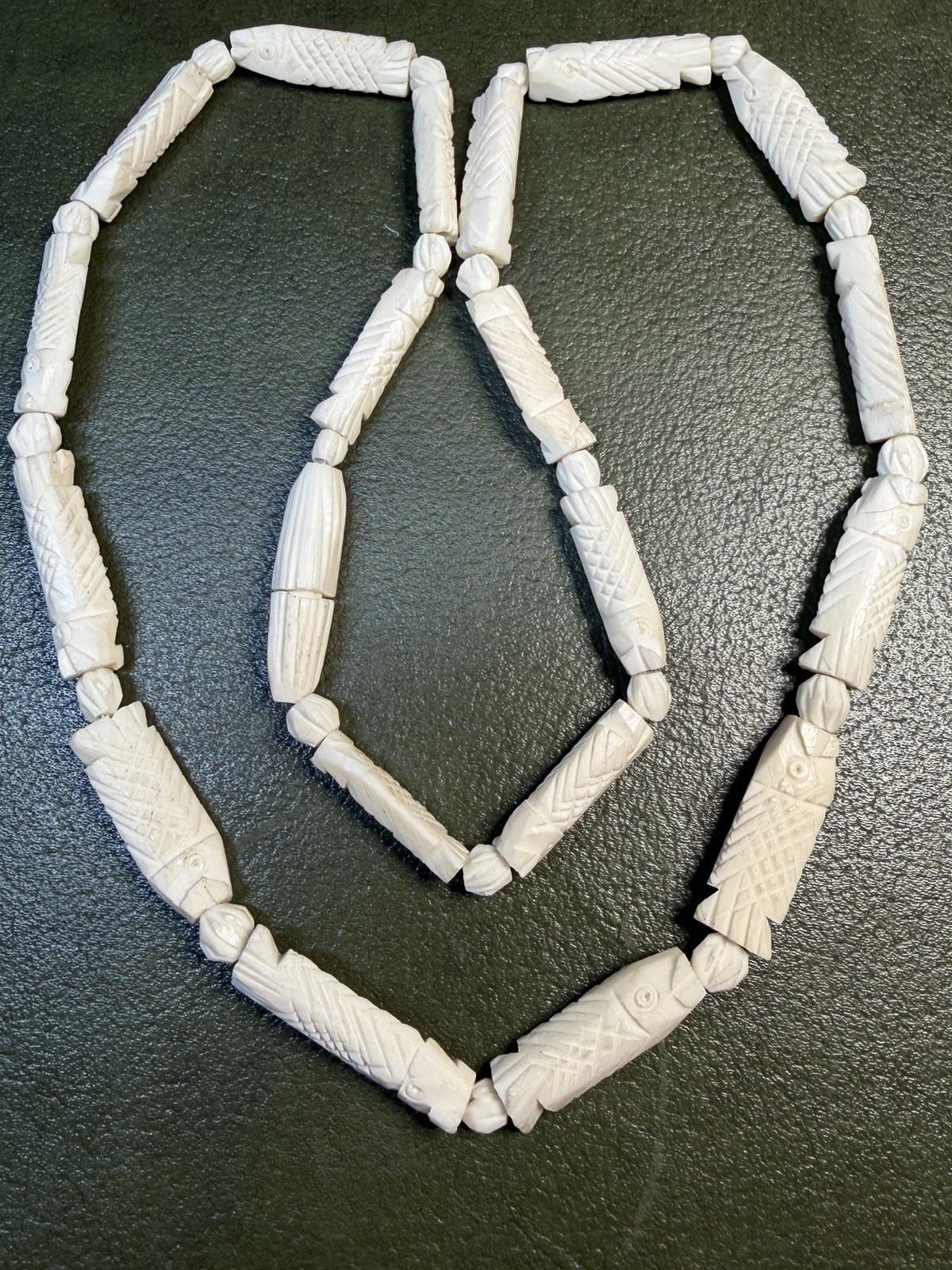 White Carved Bone Beaded Strand Necklace Ball/Bead Chain Screw Closure