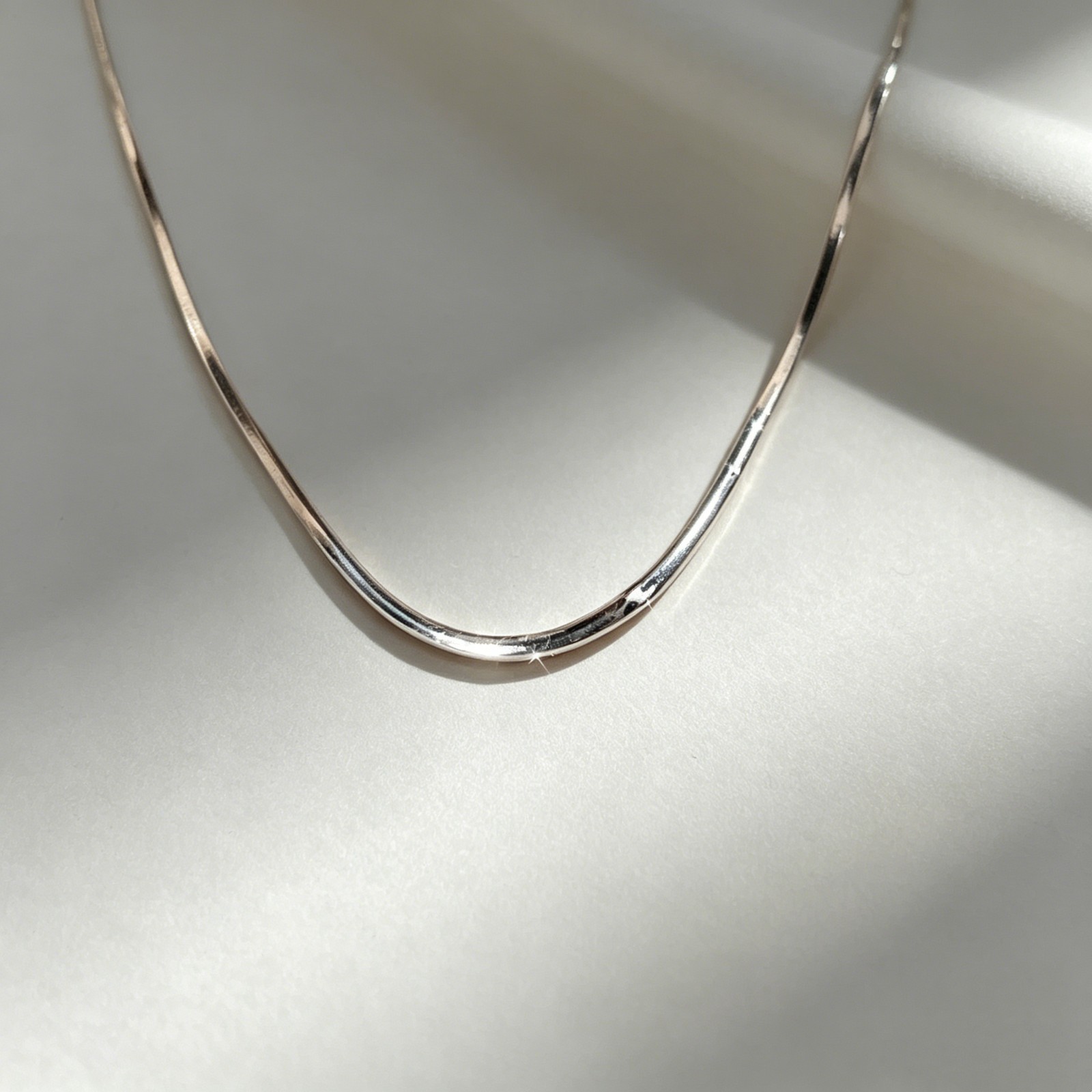2 Pack Thin Snake Chain Choker Necklaces Minimal Curved Bar Pendant Neck Jewelry