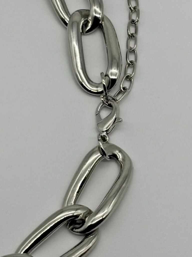 Curb Link and Green Pave Crystal Silver-Tone Collar Necklace Adjustable Unsigned