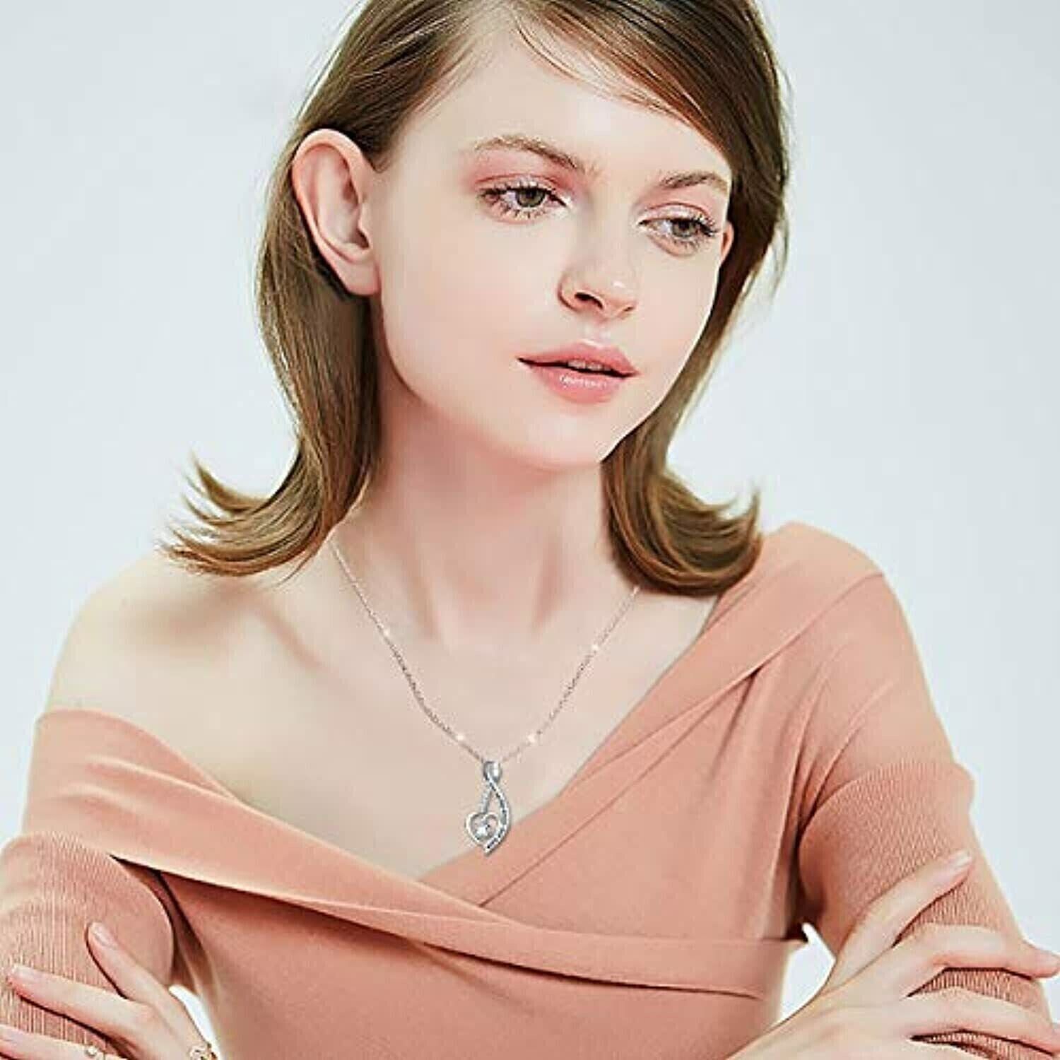 Women’s Stunning Heart Pendant Round Cut Simulated Diamond 14k White Gold Plated