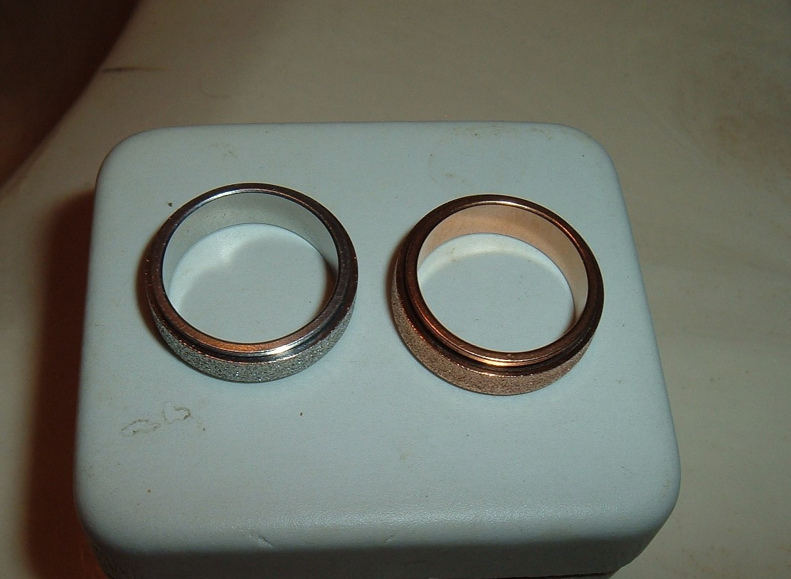 4 NEW SPINNER RINGS SILVER & MIXED TONES WITH GEMS NICE LOT ALL SIZE 7