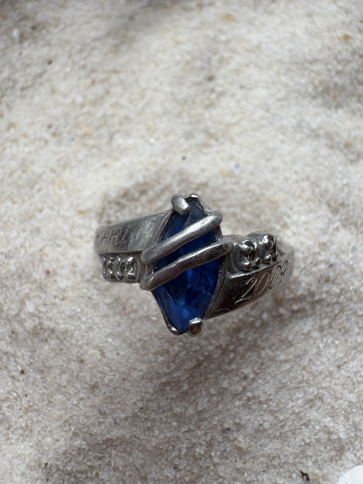 Jostens Class Graduation Ring Kari 2009 Name Engraved Lustrium Size 8.25 Womens
