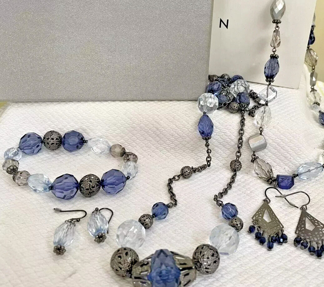 NEW OLD STOCK Avon 2007 Fashion to Go 5 Piece Set in Box Blue Colors