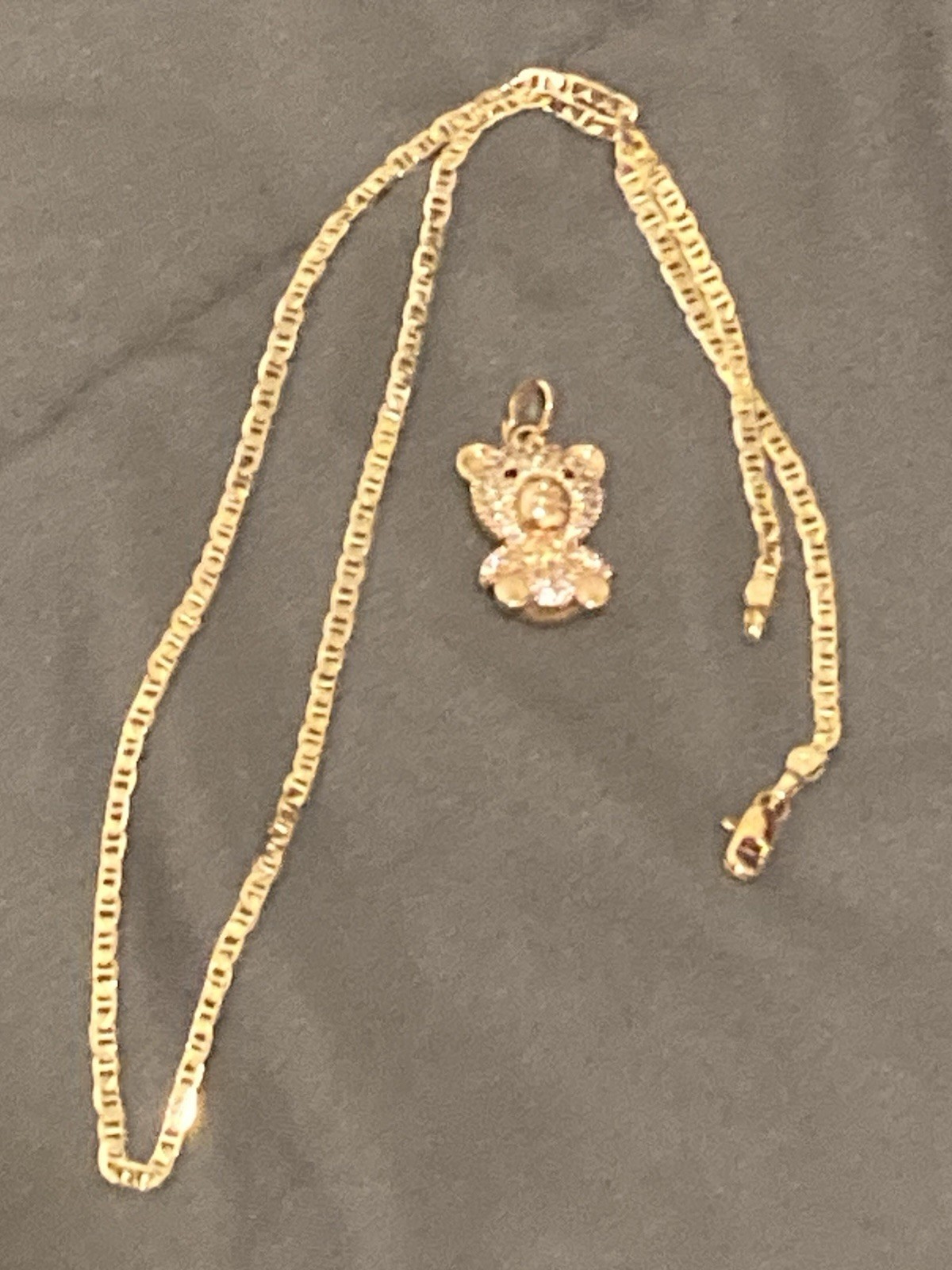 XP Gold Tone Bear Pendant With Rhinestones And A Gold Tone Xp Chain New