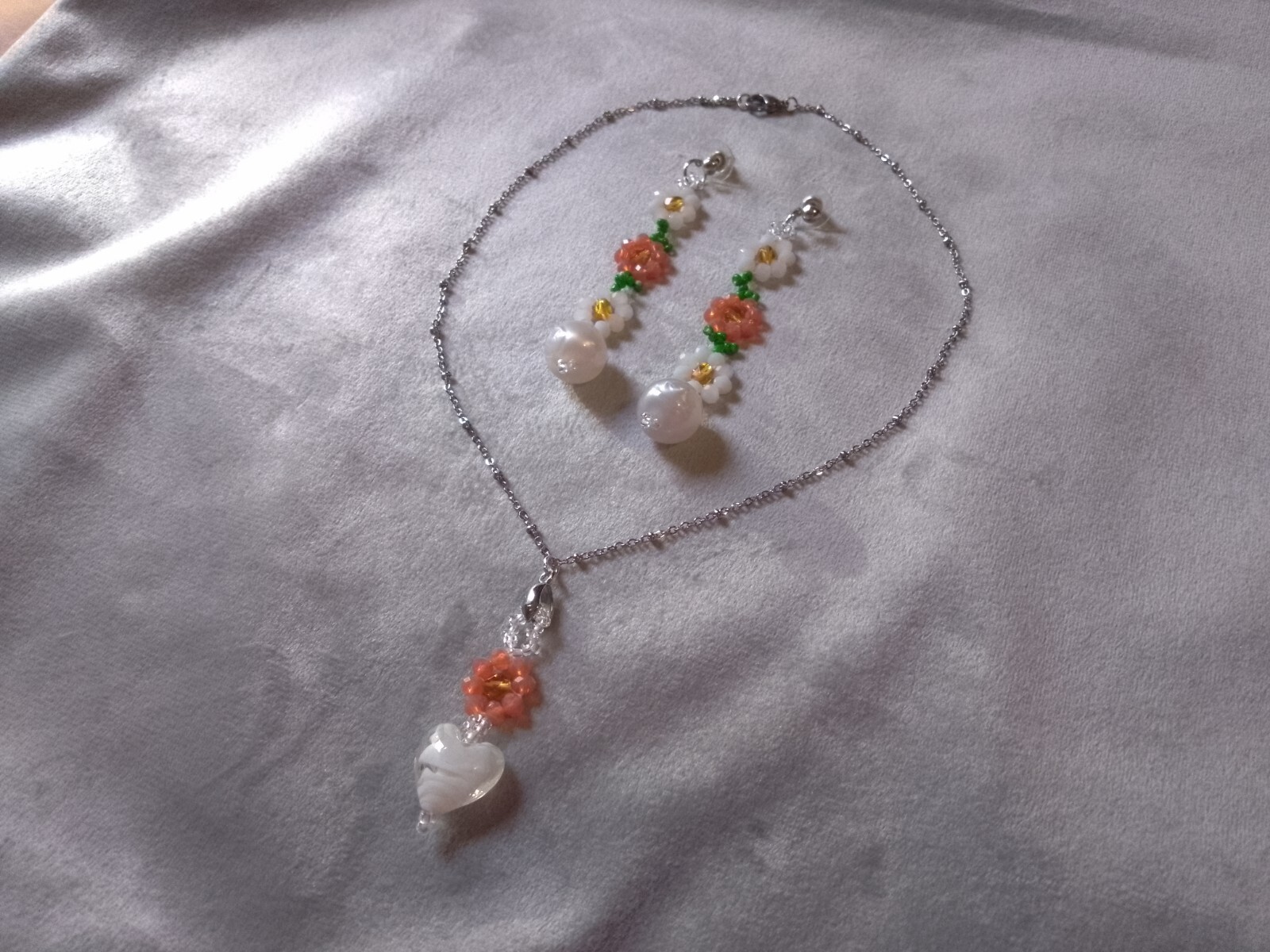 Crystal Heart Daisy Pendant Necklace Set Long Earrings With Pearl