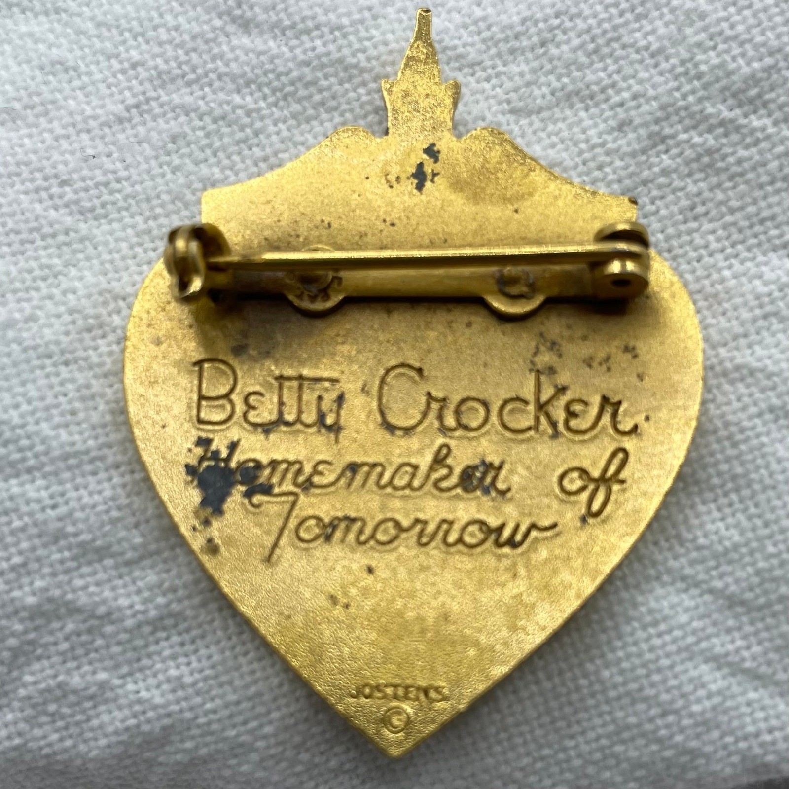 Betty Crocker Vintage Pin Homemaker of Tomorrow Jostens