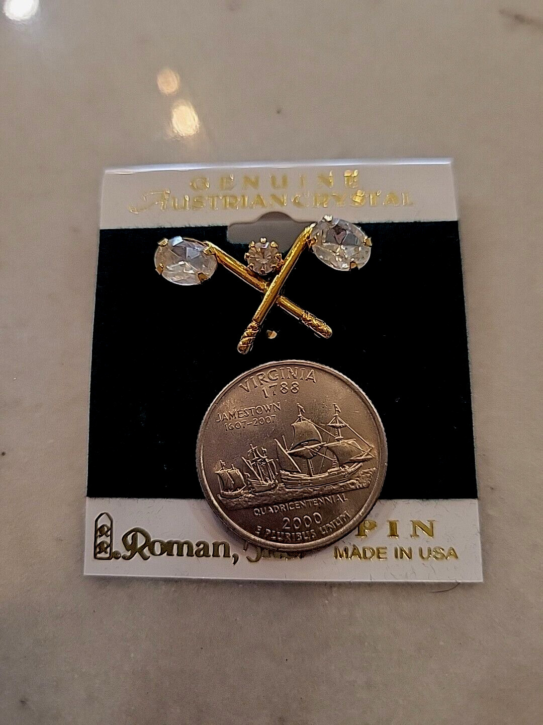 GOLF FUN. ROMAN INC. GLOSSY GOLD-TONE AUSTRIAN CRYSTAL RHINESTONE BROOCH (PIN)