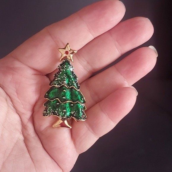 Monet Christmas Tree Brooch Green Enamel Gold Tone Glitter Star Holiday Pin