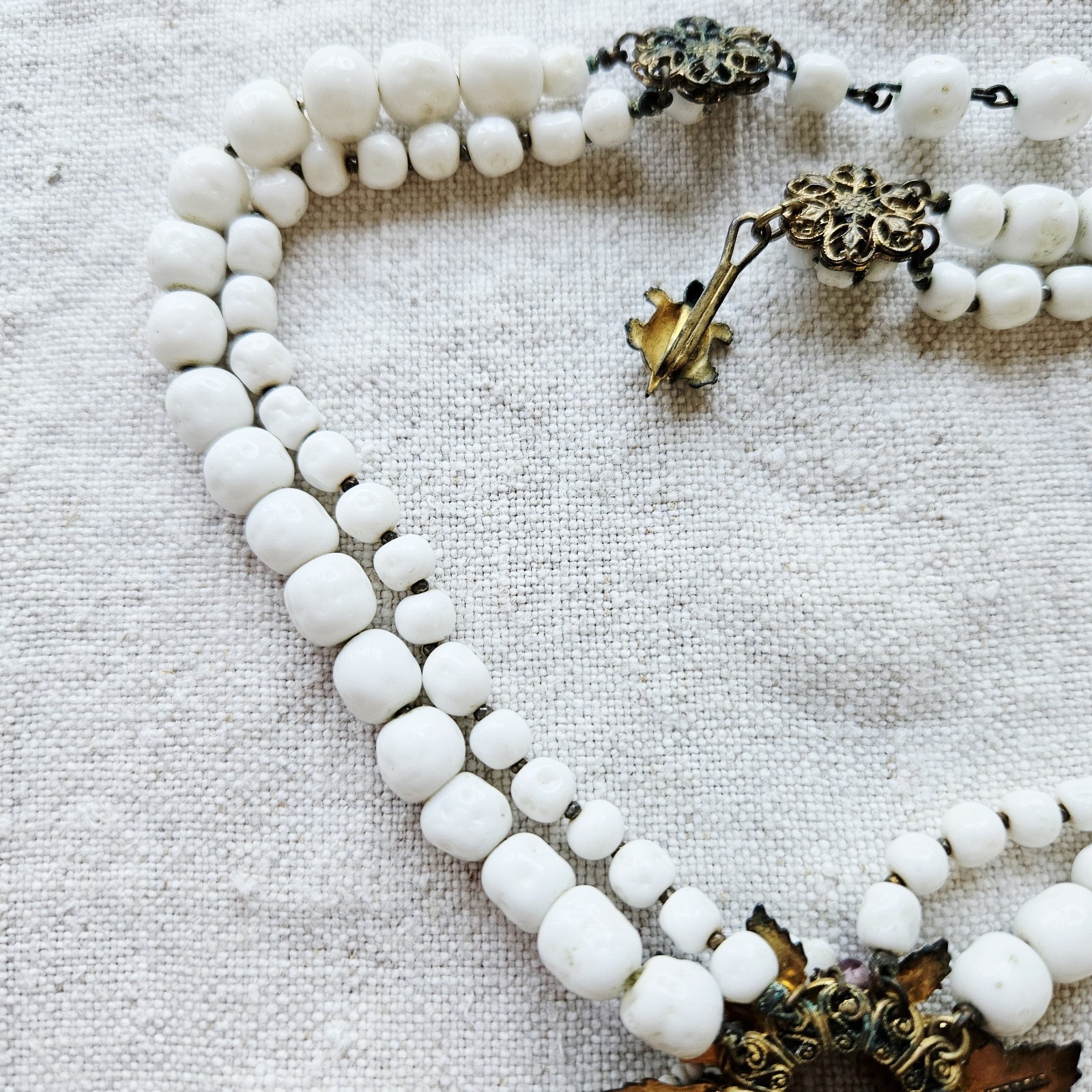 Unsigned Miriam Haskell Floral Pendant Double Strand Milk Glass Beaded Necklace