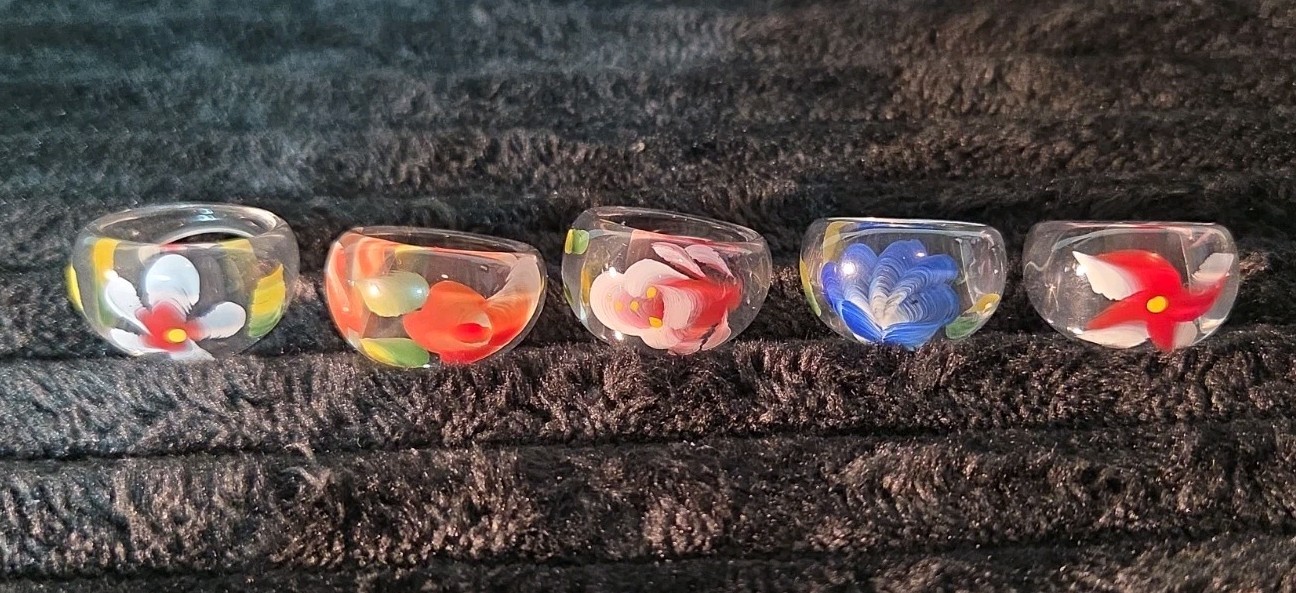 5 Plastic Resin Rings Multicolor Flower Ring Clear Band Handmade Painted Size 10