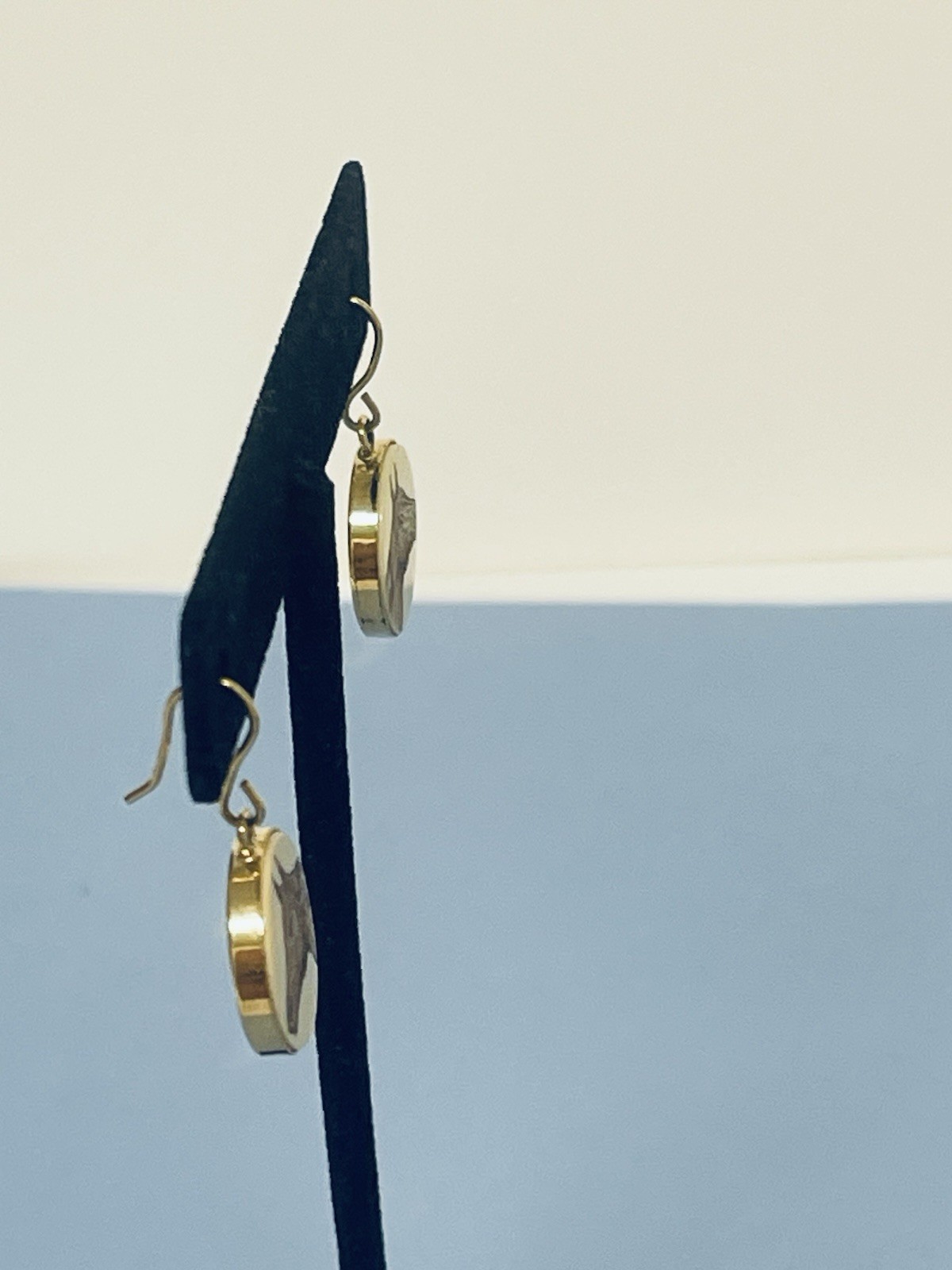 Barlow Scrimshaw Style Horse Earrings Goldtone Dangle Wires approx 1″ Drop