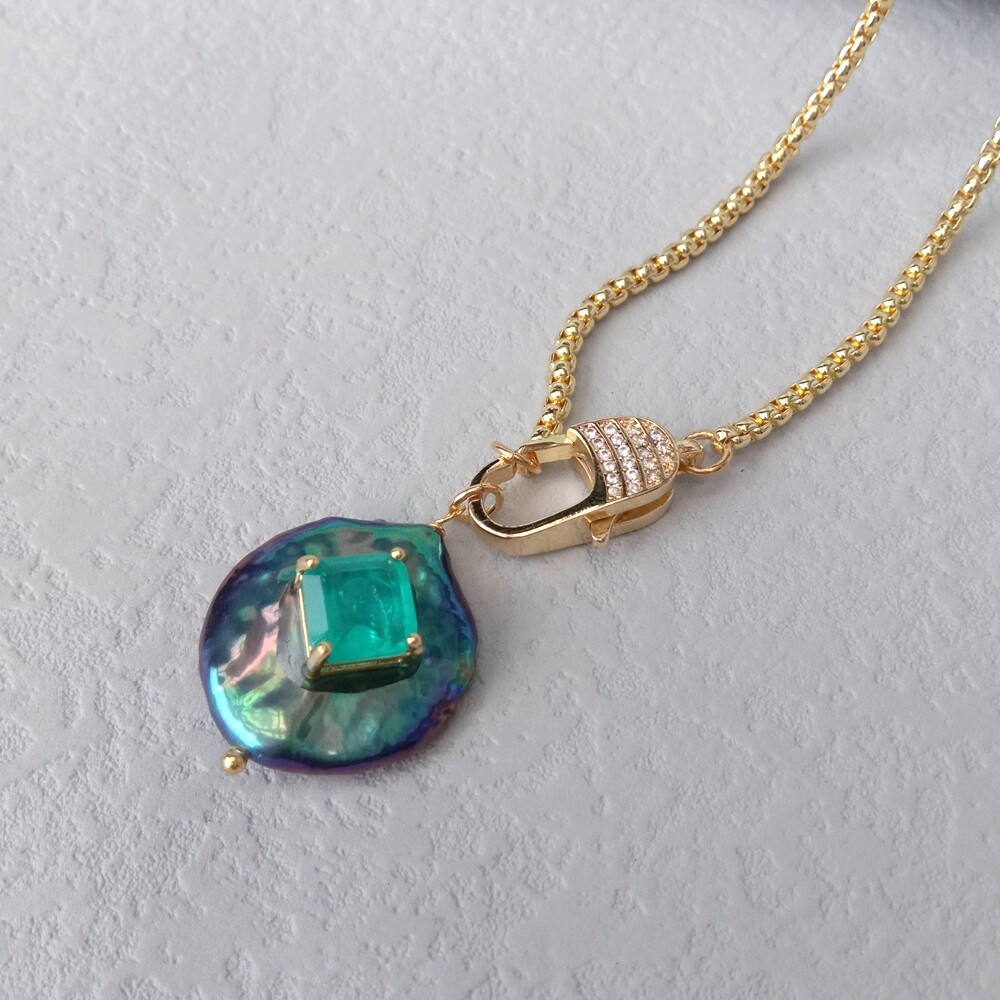 Cultured Black Pearl Quartz Pendant Gold Plated Chain Necklace Simple Jewelry