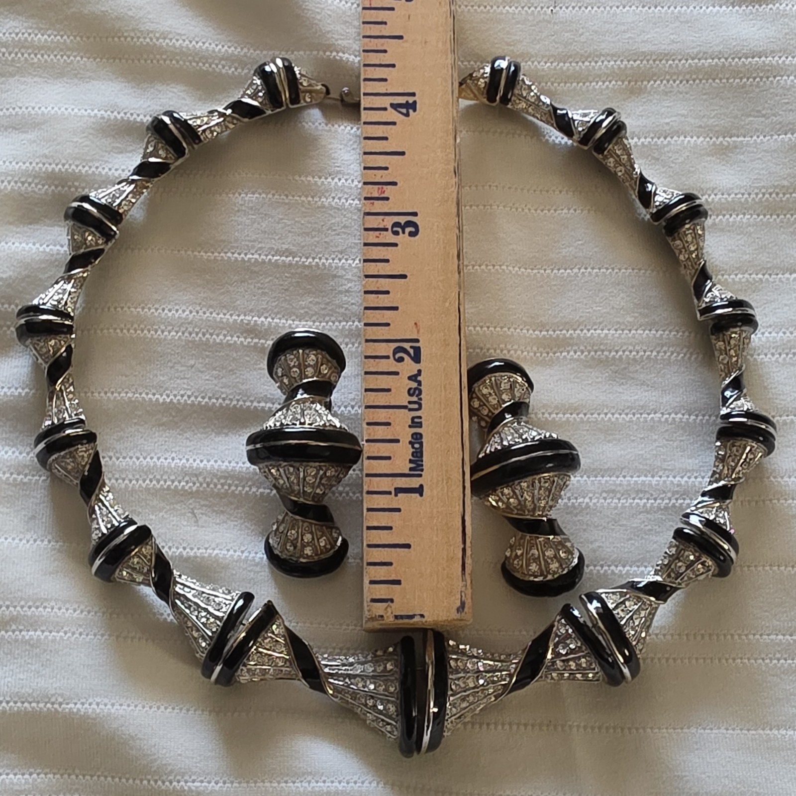 Silver Tone Black Textured Necklace & Clip-On Earrings Jewelry Set
