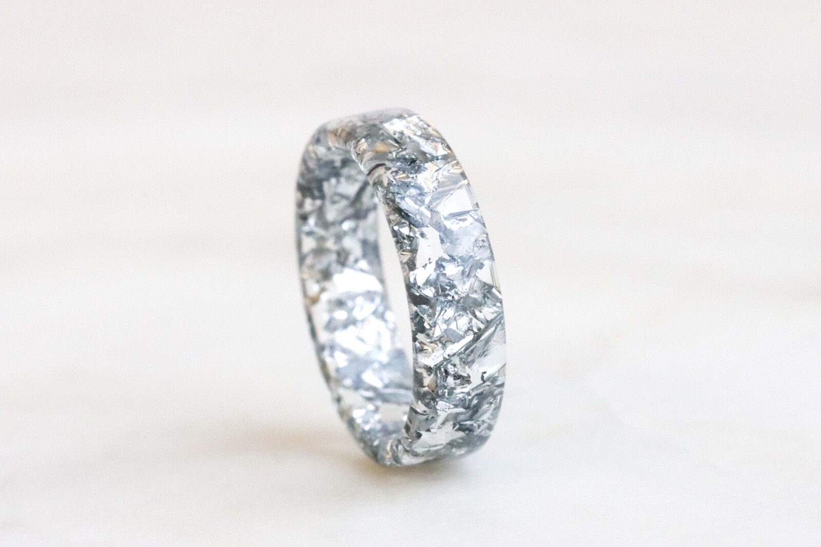 Handmade Resin Ring with Silver Flakes – Unique Gift for Women & Men