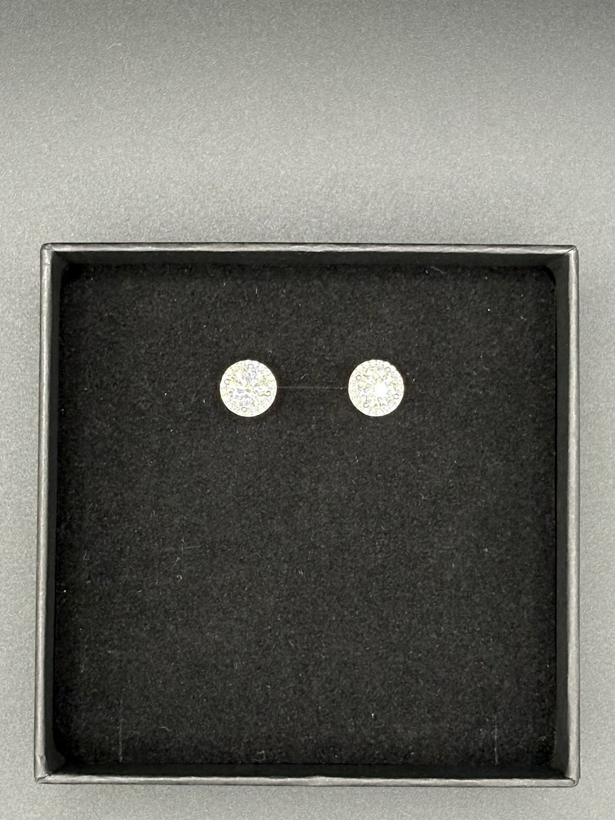 VVS1 MoissaniteRound Halo Cubic Stud Earrings Silver Tone White Butterfly Back