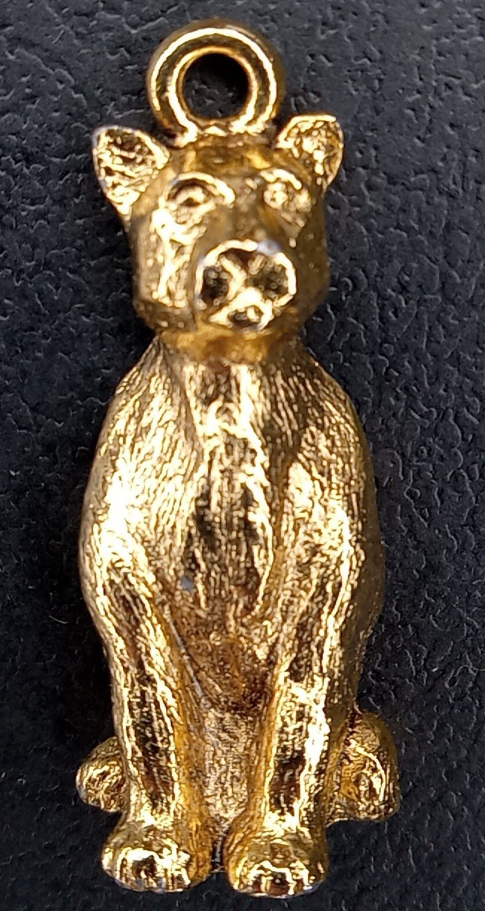 Sitting Cat Gold Toned Charm Pendant 1996 Vintage No Maker Mark