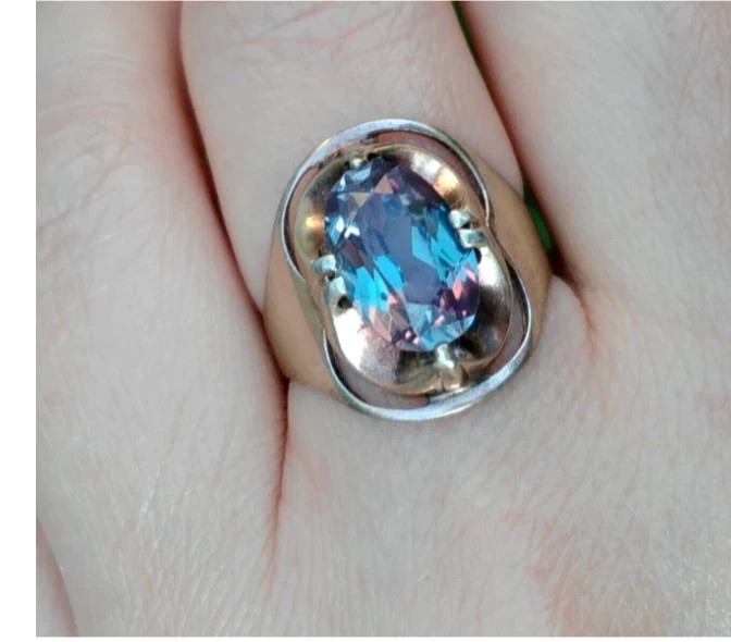 Natural Certifed alexandrite ring, 925 Sterling Silver Ring, Color Change Stone