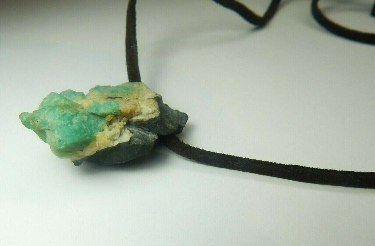 Colombian Emerald Raw Mineral Beryl with crystals 50.00 Cts Cow Leather Muzo Min